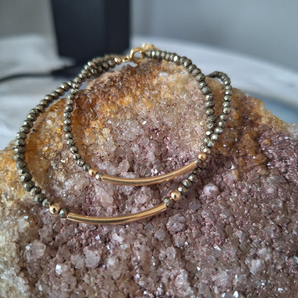 Pyriet armband met goud element