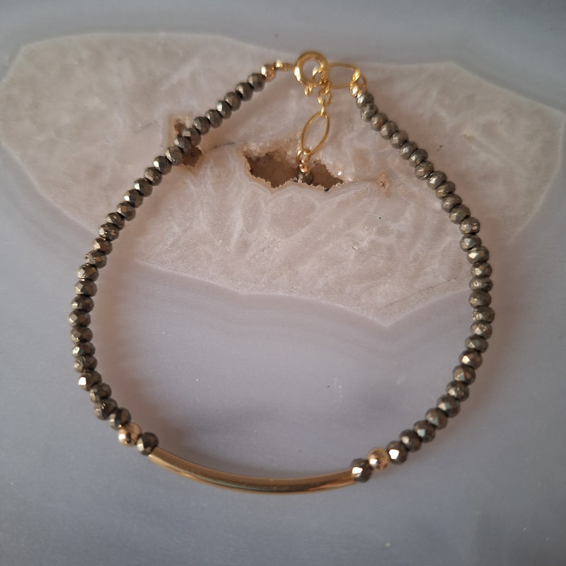 Pyriet armband met goud element